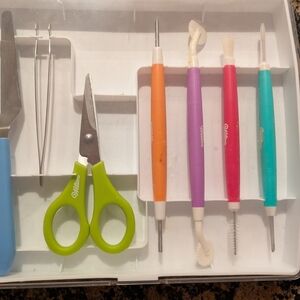 Wilton Multicolor Fondant Cake Decorating Tool Kit